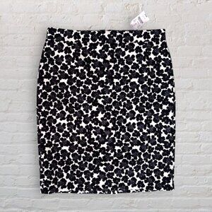 NWT J CREW Black White Flower Pencil Midi Skirt Women's Size 8 NEW